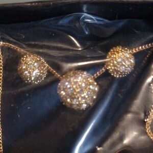 Elegant Gold and Silver Necklace Set